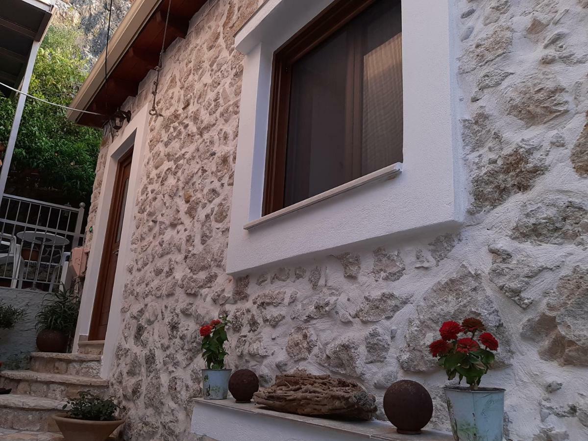 Paraskevi'S Luxury Studios Parga Exterior foto
