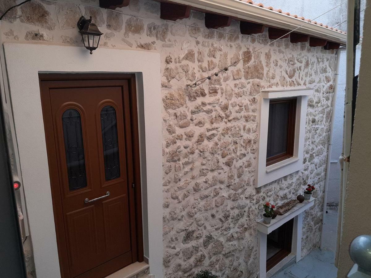 Paraskevi'S Luxury Studios Parga Exterior foto